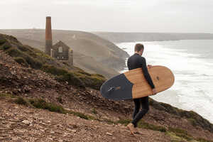 Sustainable Wood Surfboards Article Thubnail