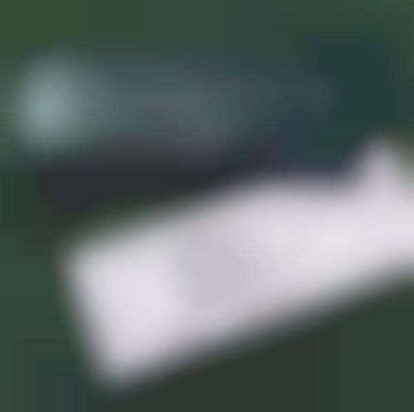Juxtaposing Eye Shadow Palettes