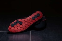 Feet-Healing Footwear Image 4