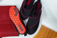 Feet-Healing Footwear Image 6