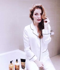 Versatile Silk Pajama Sets Image 3