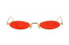 Chic Vintage-Inspired Sunglasses