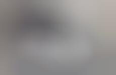 Simplistic Two-Toned Coffee Packaging