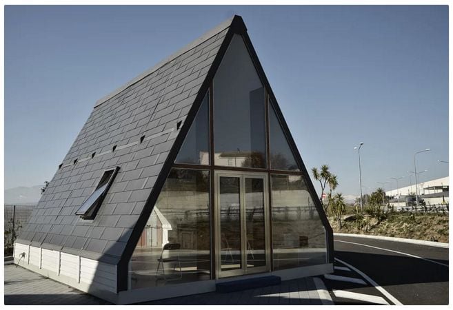 Unfolding Modular Houses