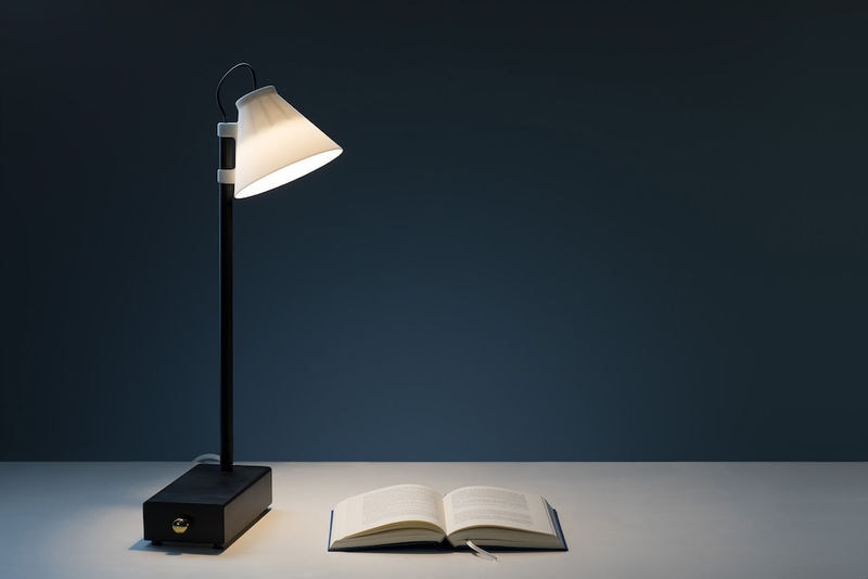 Smartphone-Storing Productivity Lamps