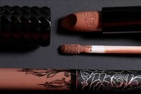 48-Hour Lipstick Promotions