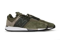 Sleek Alligator-Inspired Sneakers Image 2