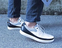 Modular Travel-Friendly Sneakers Image 5