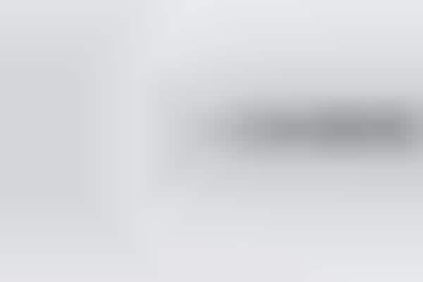 Gradient-Changing Wall Clocks