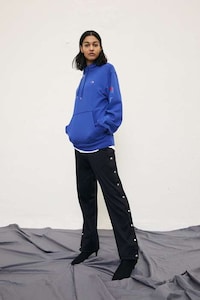 Collaborative 90s-Inspired Apparel Image 7