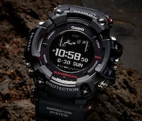 Solar-Assisted GPS Timepieces Image 4