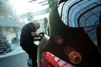 Velvet Vehicle Wraps Image 7