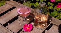 Color-Changing Gins Image 3