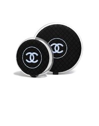 Luxury Sporting Equipment Lines Image 4