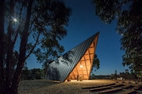 Angular Outdoor Chapels Image 4