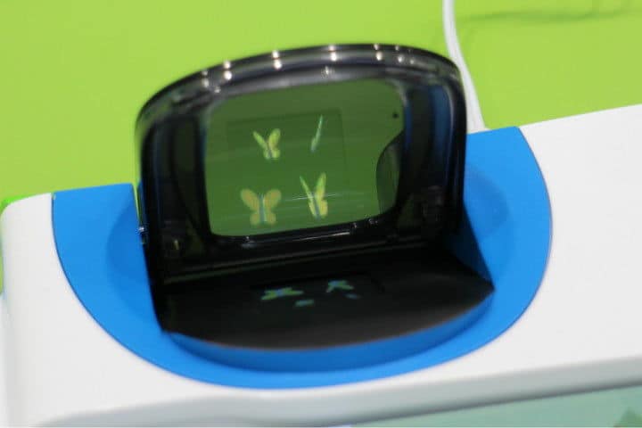 Holographic Storytelling Devices