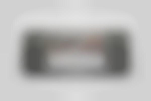 Voice Assistant Touchscreen Speakers