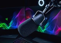 Professional-Grade Streamer Microphones Image 2