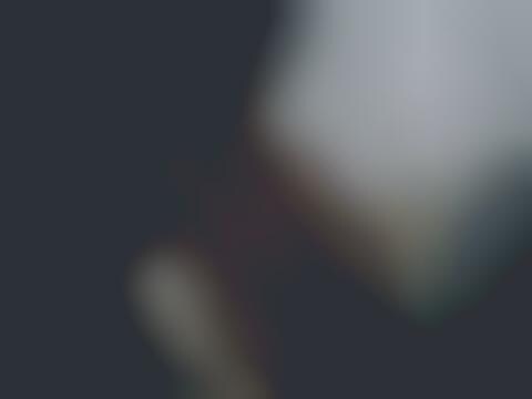 Detox-Focused Minimalist Phones