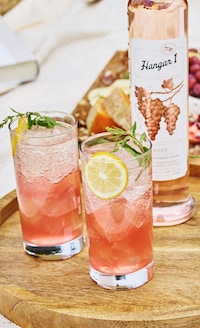 Rosé-Inspired Vodkas Image 3