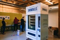 Snowball Vending Machines Image 4