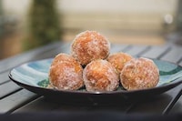 Booze-Infused Donut Holes Image 4