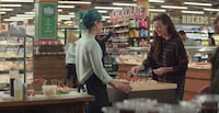 Realistic Shopping Ads Image 2