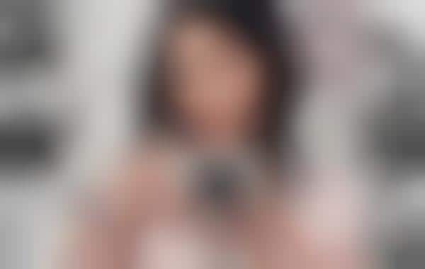 Smartphone User-Targeted Cameras