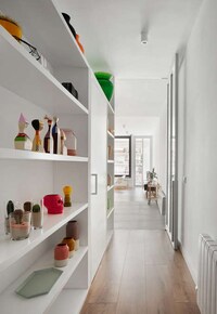 Exuberantly Bright Living Spaces Image 2