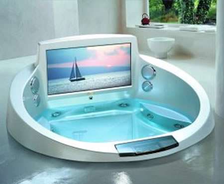 25 Terrific Tubs and Bathtub-Inspired Furniture