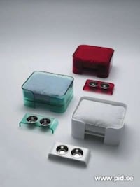 Clear-Walled Pet Beds Image 2