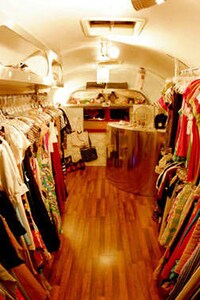 Traveling Fashion Boutiques Image 3