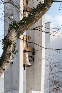White-Concrete Church Designs Image 5