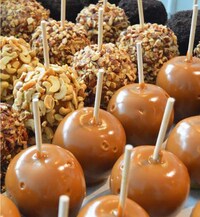 Personalized Gourmet Candy Boxes Image 7