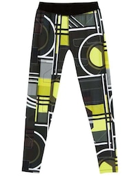 Streetwear-Style Sportswear Image 2
