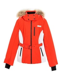 Streetwear-Style Sportswear Image 8