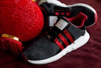 Chinese Holiday-Celebrating Sneakers Image 3