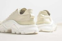 Minimally Colored Sneakers Image 3