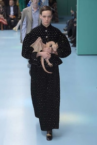 Spooky Fantastical Runway Shows Image 4