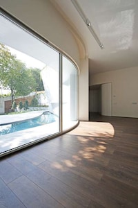 Modern Multi-Use Villas Image 7
