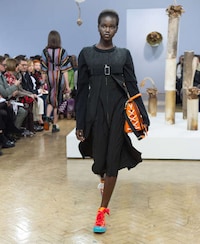 Non Gender-Conforming Apparel Image 2