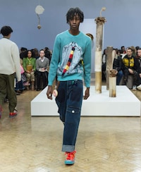 Non Gender-Conforming Apparel Image 6
