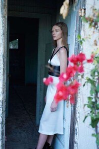 Celebrity Vegan Fashion Labels Image 5