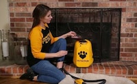 Deep-Cleansing Pet Bathers Image 5
