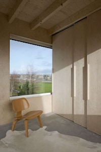 Skinny House Structures Image 2