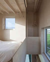 Skinny House Structures Image 5