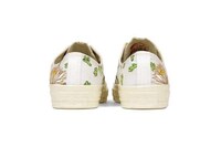 Cactus-Decorated Sneakers Image 4