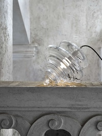 Theater-Inspired Chandeliers Image 4