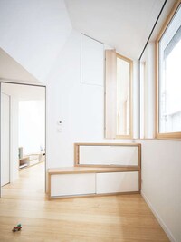 Petite Paris Apartments Image 4