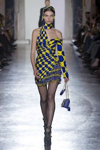 Colorful 80s Fashion Revivals Image 7